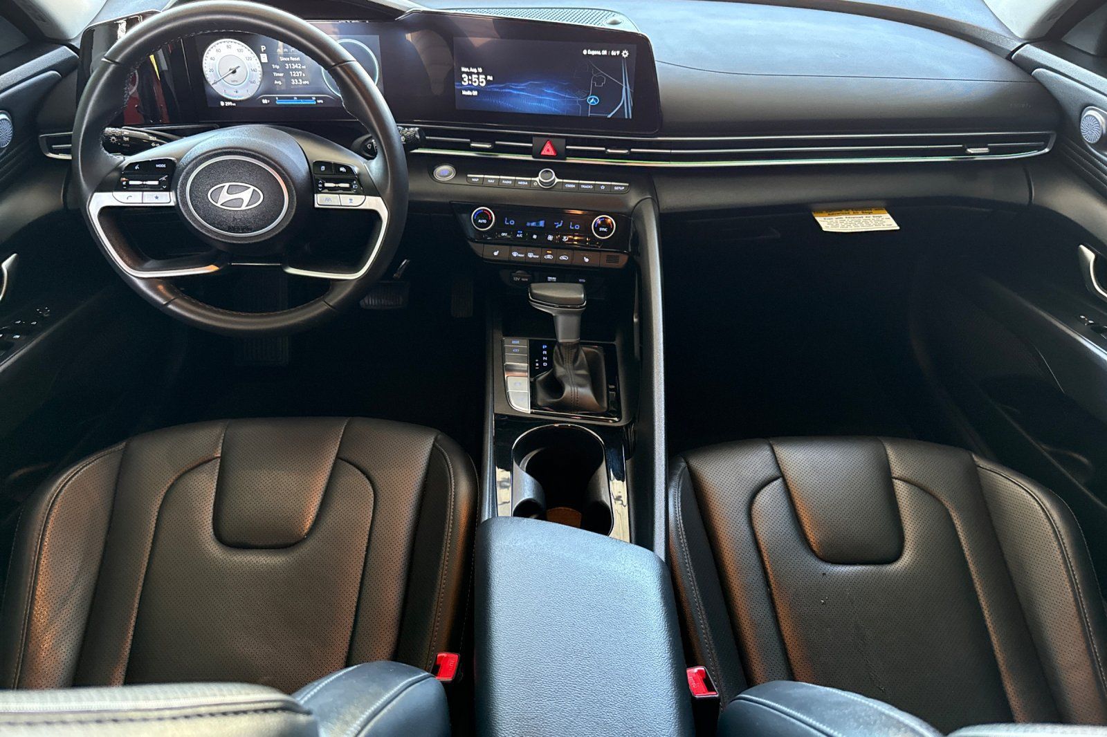 Used 2025 Hyundai Elantra Limited FWD image 13