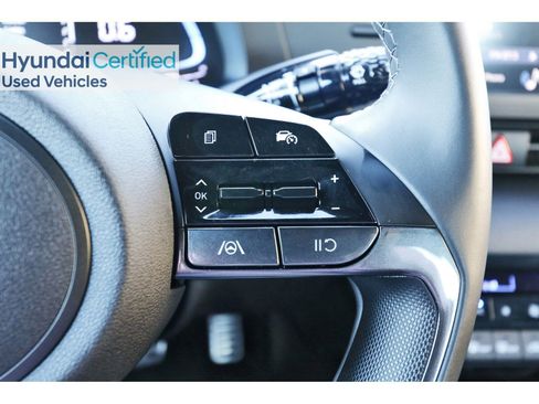 Used 2025 Hyundai Elantra Sport image 19