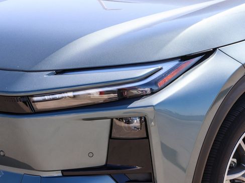 New 2026 Toyota C-HR AWD/4WD image 10