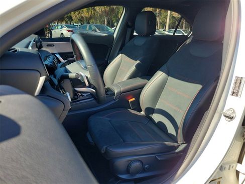 Used 2022 Mercedes-Benz A 220 4MATIC image 16