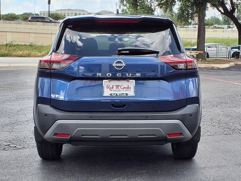 Used 2023 Nissan Rogue S FWD image 6