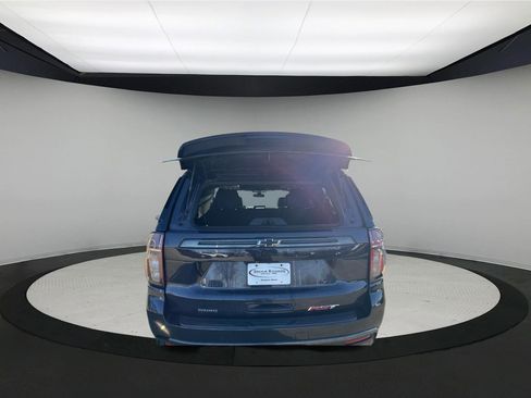 Used 2022 Chevrolet Suburban RST w/ Luxury Package image 6