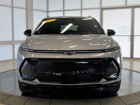 Certified 2024 Chevrolet Equinox EV RS image 3