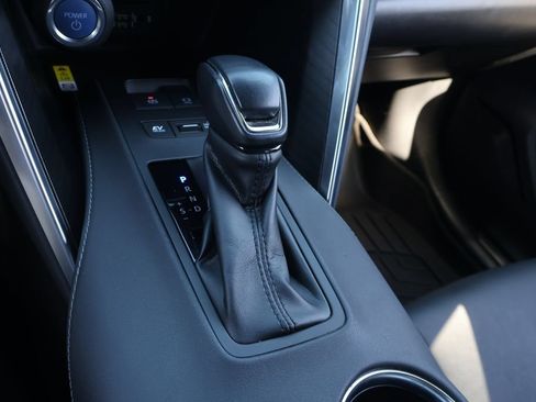 Certified 2022 Toyota Venza XLE AWD/4WD image 26