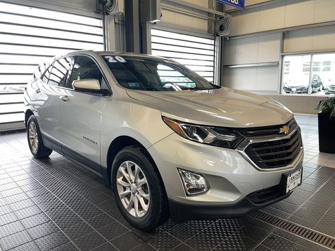 Used 2020 Chevrolet Equinox LT image 1