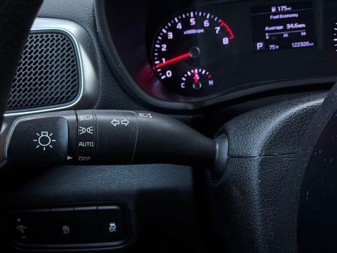 Used 2020 Kia Soul LX FWD image 34