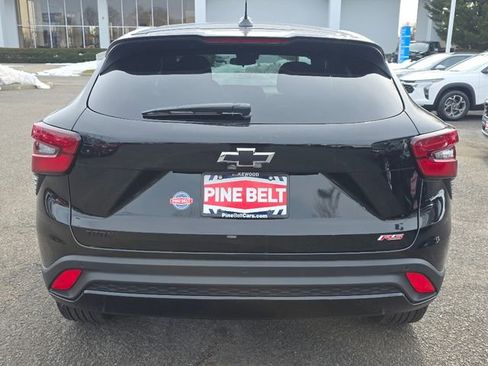 New 2026 Chevrolet Trax RS w/ Driver Confidence Package image 10