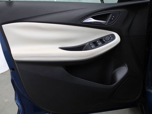 Used 2021 Buick Encore GX Preferred image 9