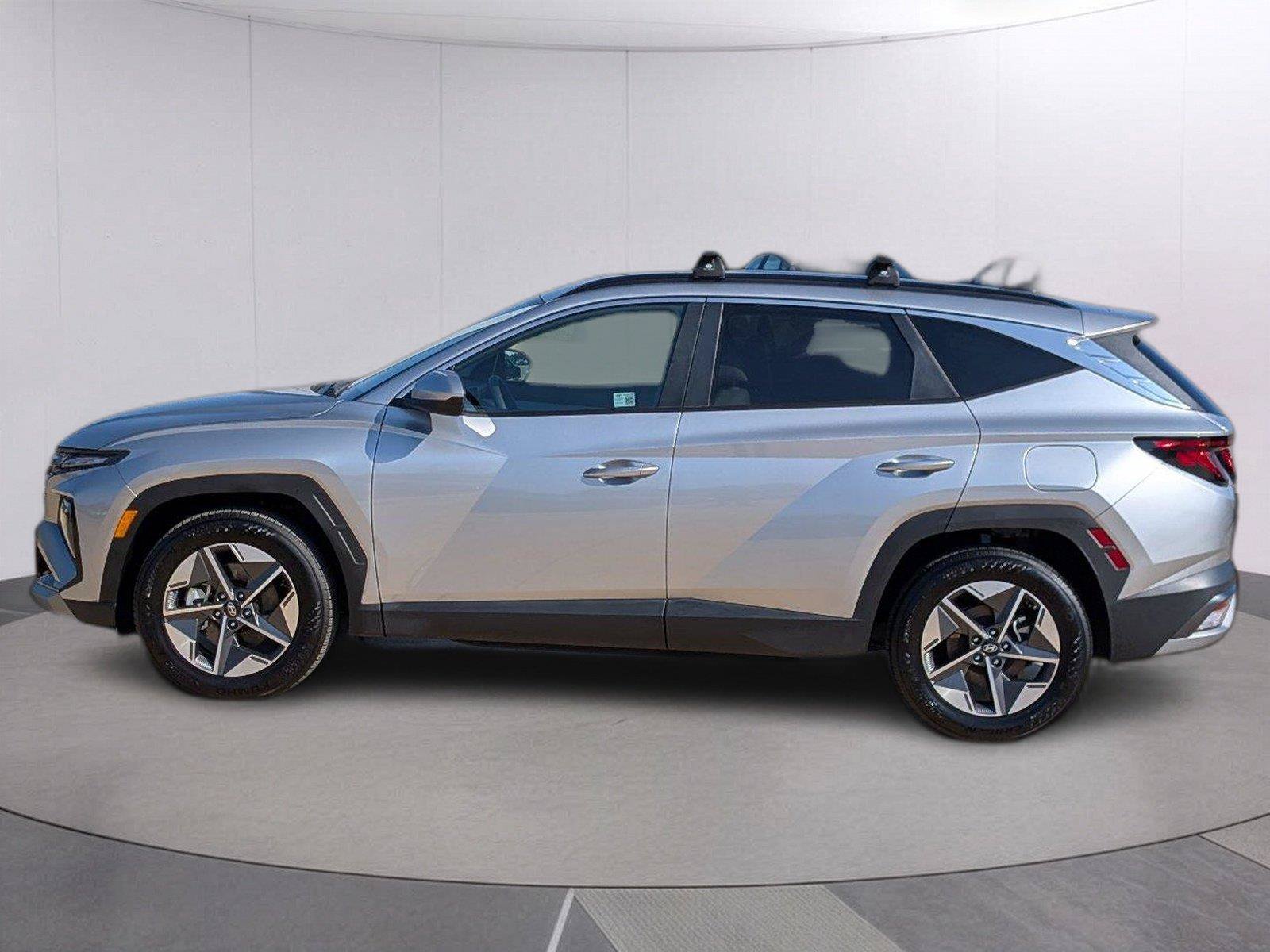 Used 2025 Hyundai Tucson SEL FWD image 2