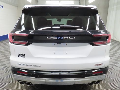 Used 2025 GMC Acadia Denali image 39