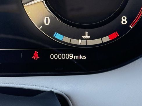 New 2025 Land Rover Range Rover Sport Dynamic SE image 28