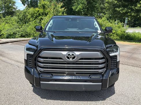 Used 2022 Toyota Tundra Limited w/ Power Package RWD image 2