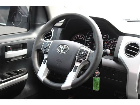 Used 2018 Toyota Tundra SR5 w/ SR5 Upgrade Package RWD image 16