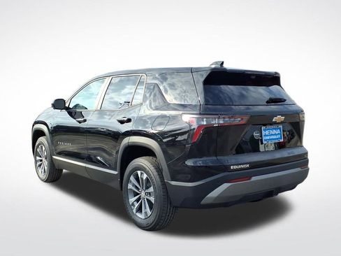 New 2026 Chevrolet Equinox LT w/ Convenience Package II FWD image 5
