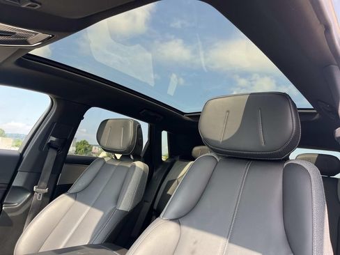 Used 2024 Cadillac Lyriq Tech RWD image 35