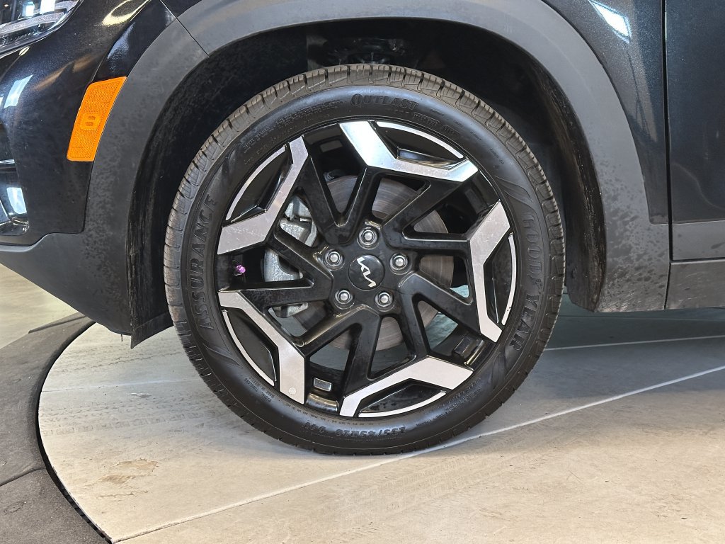 Used 2024 Kia Seltos SX AWD/4WD image 25