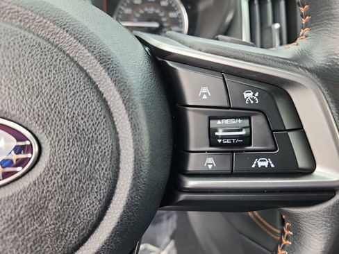 Used 2019 Subaru Crosstrek 2.0i Limited w/ Moonroof Package w/Navigation image 18