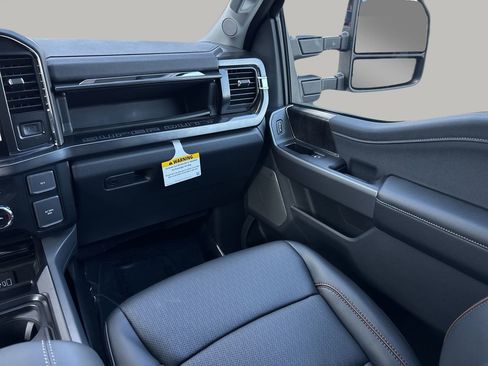 New 2026 Ford F250 Lariat w/ Black Appearance Package image 15