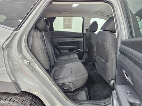 Used 2025 Hyundai Tucson SEL AWD/4WD image 16