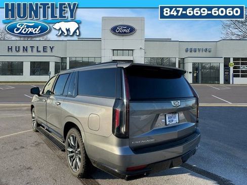 Used 2021 Cadillac Escalade ESV Sport Platinum w/ Heavy-Duty Trailer Package image 6