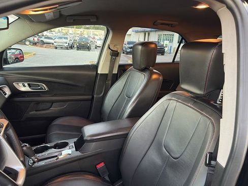 Used 2017 Chevrolet Equinox Premier image 13