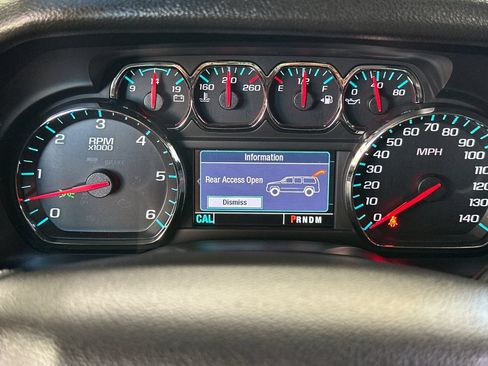 Used 2015 Chevrolet Tahoe LS RWD image 25