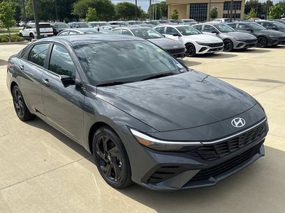 New 2026 Hyundai Elantra SEL