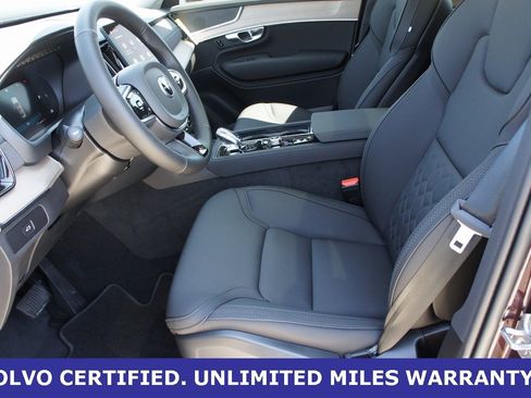 New 2025 Volvo XC90 B6 Core w/ Climate Package image 20