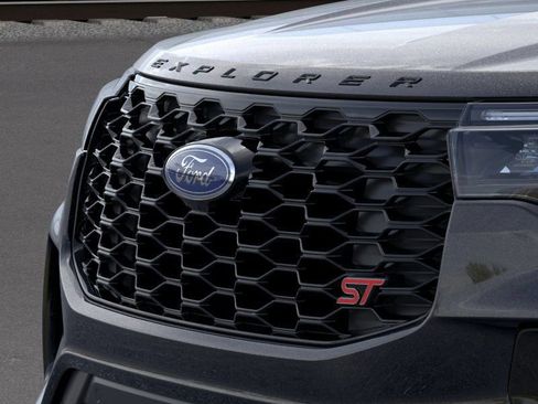 New 2026 Ford Explorer ST RWD image 17