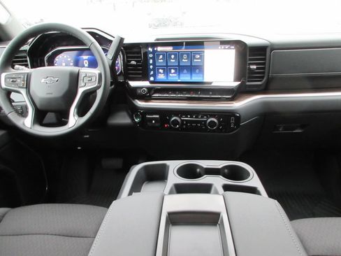 New 2026 Chevrolet Silverado 1500 RST w/ Z71 Off-Road Package AWD/4WD image 17