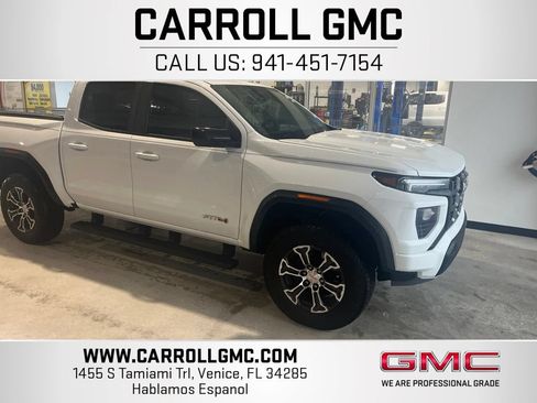 Used 2025 GMC Canyon AT4 AWD/4WD image 1