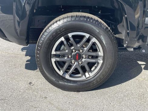 Used 2024 Toyota Tacoma TRD Sport AWD/4WD image 7