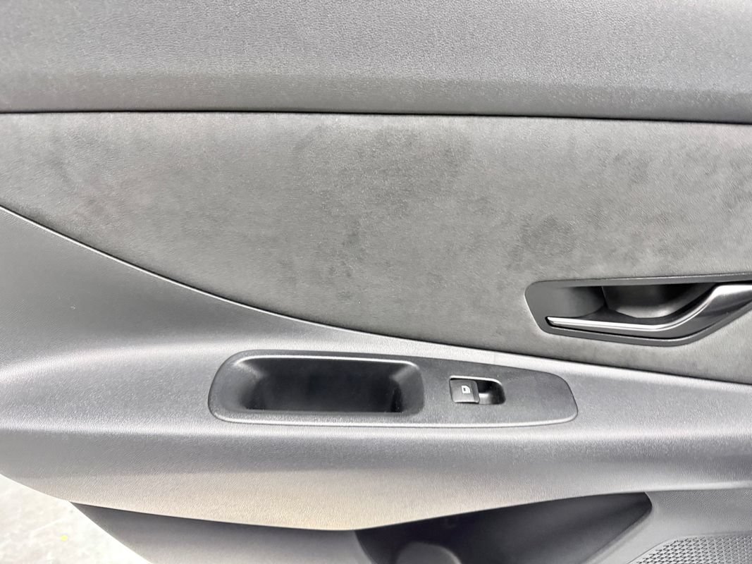 Used 2023 Hyundai Elantra N FWD image 17