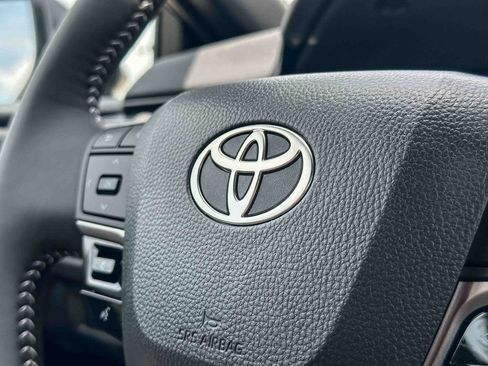 Used 2026 Toyota Camry SE w/ Multimedia Upgrade Package FWD image 20