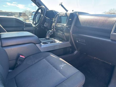 Used 2018 Ford F150 XLT w/ Equipment Group 302A Luxury image 9