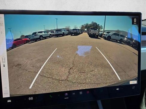 Used 2023 Tesla Model S Standard Range image 16