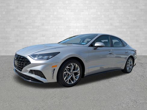 Certified 2023 Hyundai Sonata SEL w/ Convenience Package image 5