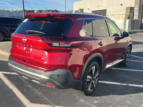 Used 2022 Nissan Rogue SL w/ SL Premium Package image 8