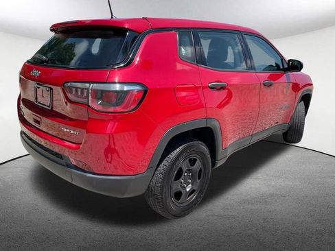 Used 2018 Jeep Compass Sport AWD/4WD image 15