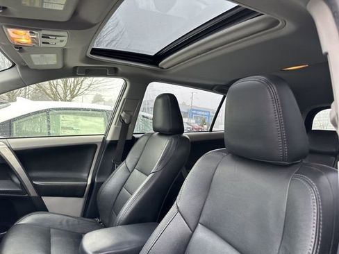 Used 2013 Toyota RAV4 XLE image 6