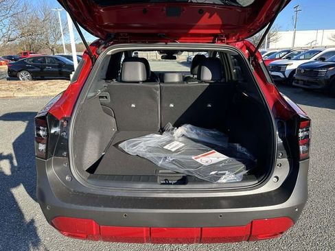 New 2026 Nissan Kicks SR image 12