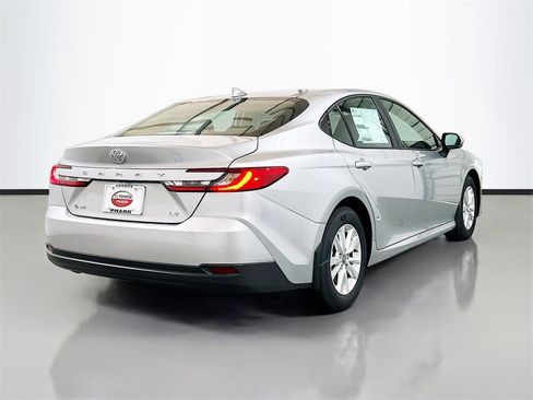 New 2026 Toyota Camry LE image 4
