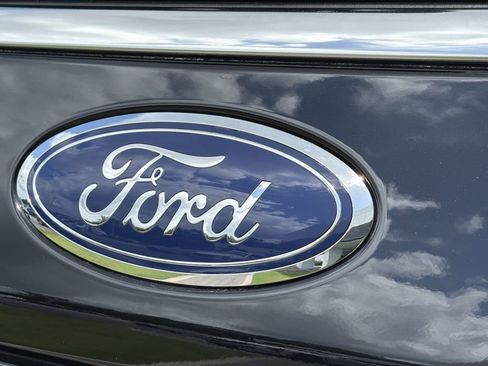 Used 2024 Ford Expedition Platinum RWD image 10