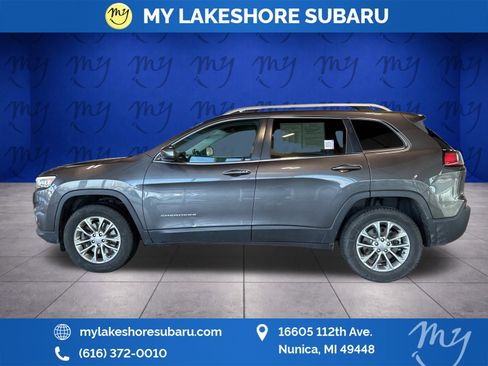 Used 2019 Jeep Cherokee Latitude Plus w/ Cold Weather Group image 4