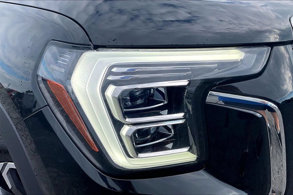 New 2027 GMC Terrain Elevation w/ Elevation Premium Package FWD image 15