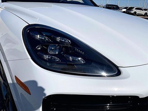Certified 2023 Porsche Cayenne Turbo S image 12