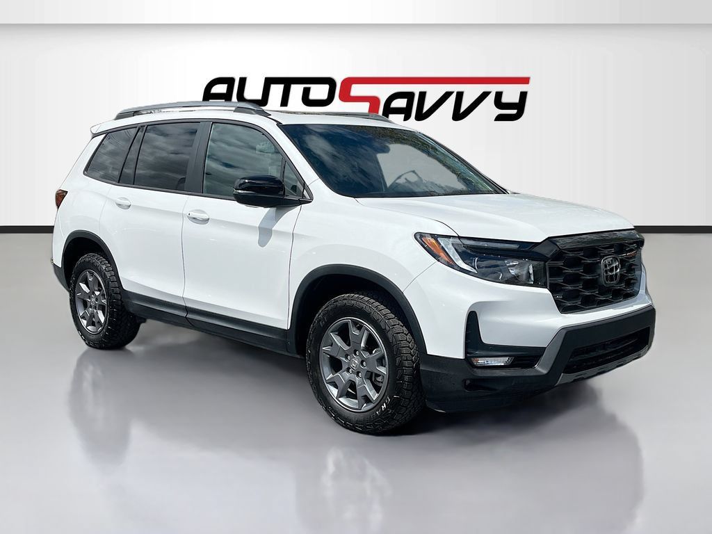 Used 2024 Honda Passport TrailSport image 1