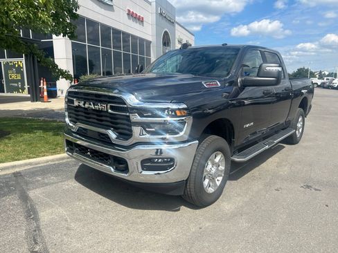 Used 2026 RAM 2500 Big Horn AWD/4WD image 7