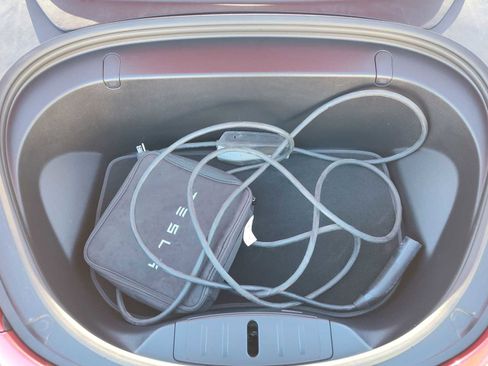 Used 2018 Tesla Model 3 Long Range image 15