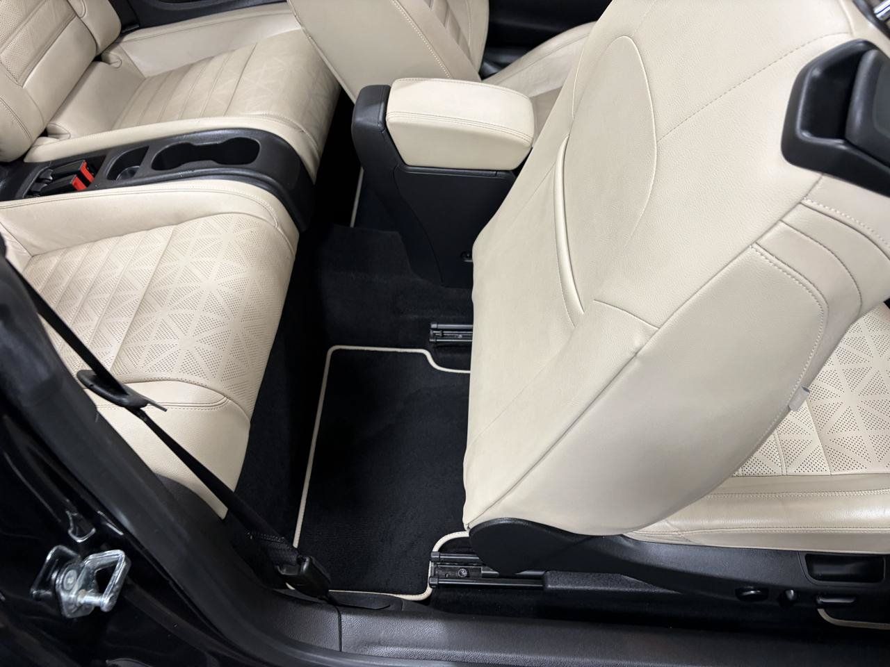 Used 2016 Buick Cascada Premium FWD image 30